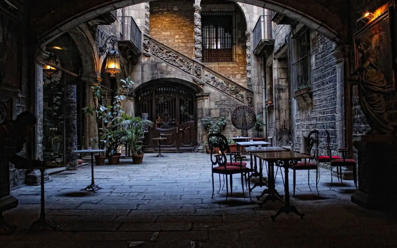 Barcelona Sagrada Familia & Gothic Quarter Private Half-Day Tour - Key points to know before you book