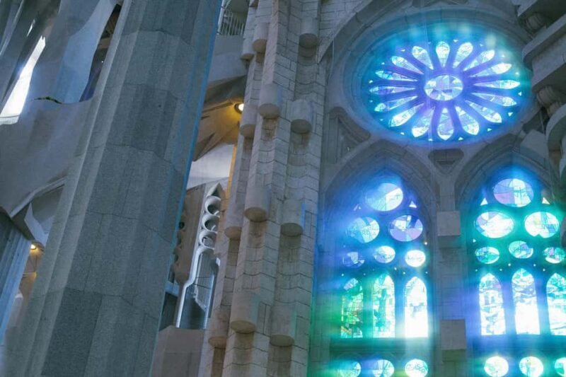 Barcelona: Sagrada Familia Guided Tour with Tickets - Why Choose This Tour?