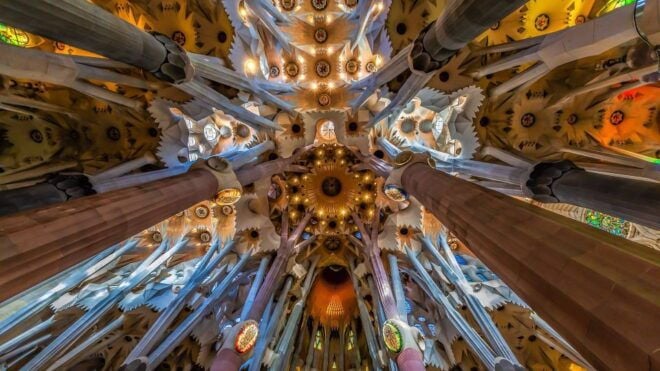 Barcelona & Sagrada Familia Half-Day Tour With Hotel Pickup - Review Summary