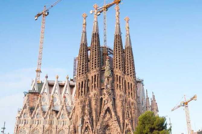 Barcelona Sagrada Familia Highlights: Max 6 People Afternoon Tour - Overview and Highlights