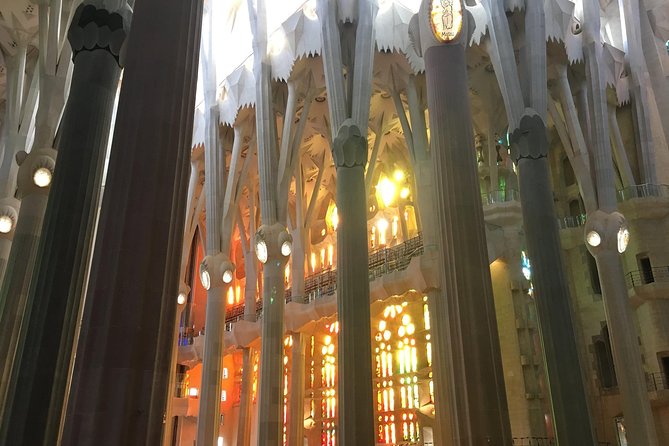 Barcelona Sagrada Familia Highlights: Max 6 People Afternoon Tour - What to Expect