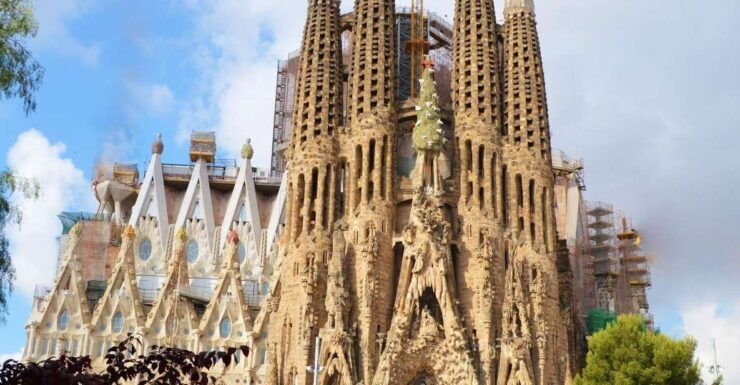 Barcelona: Sagrada Familia Private Tour - Booking Information