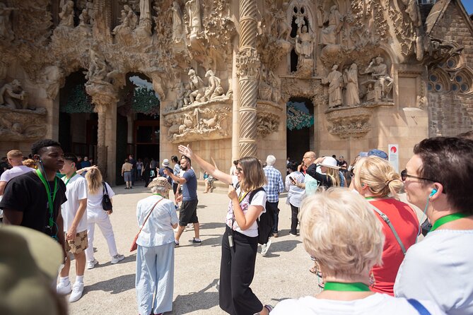 Barcelona: Sagrada Familia Semi-Private Guided Tour - Tour Details