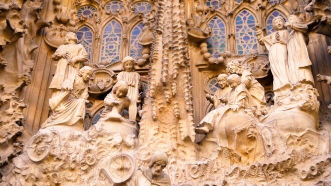 Barcelona: Sagrada Familia Skip-the-Line Guided Tour - Select Participants and Date