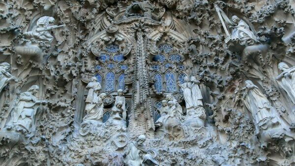 Barcelona: Sagrada Família Skip the Line Tour & Entry Ticket - Review Summary