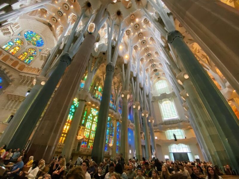 Barcelona: Sagrada Familia Skip-the-line Tour with Guide - Authentic Experiences & Highlights from Reviews