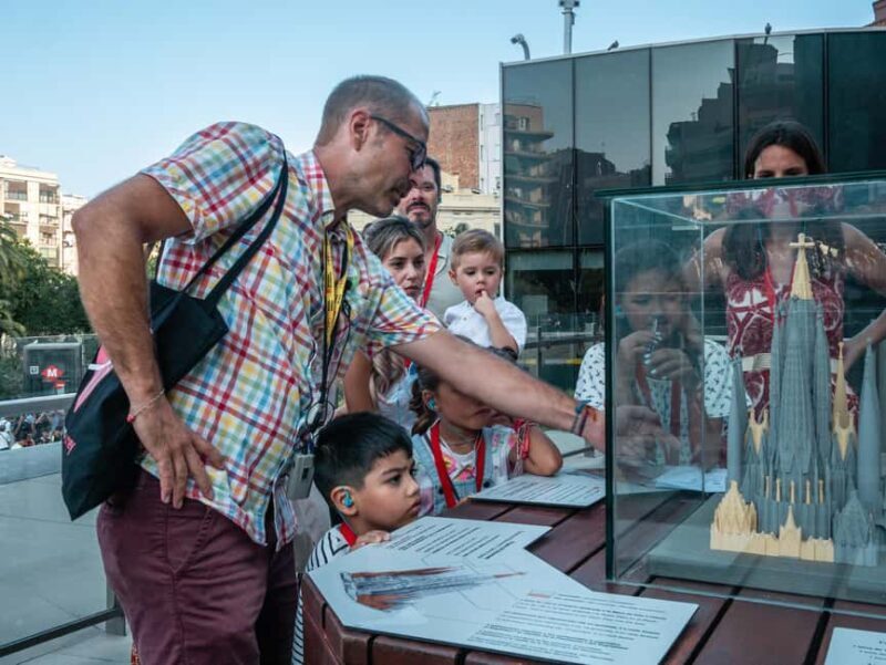 Barcelona: Sagrada Familia Small Group Tour for Kids - Good To Know
