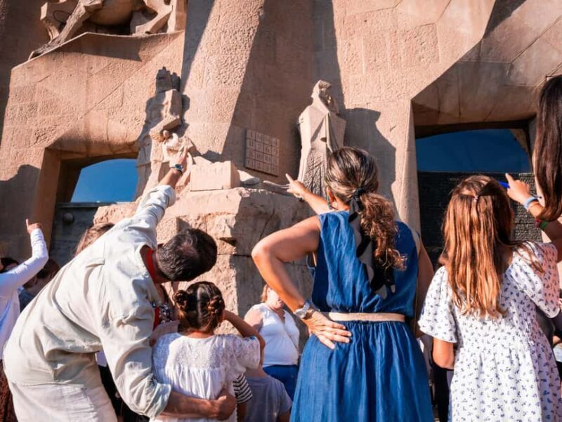 Barcelona: Sagrada Familia Small Group Tour for Kids - FAQs