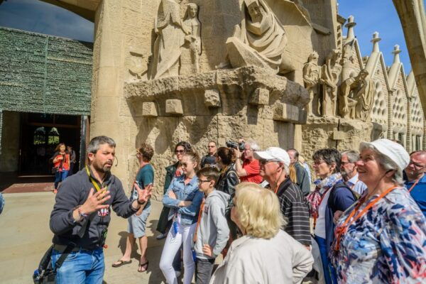 Barcelona: Sagrada Familia Tour & Optional Tower Visit - The Sum Up