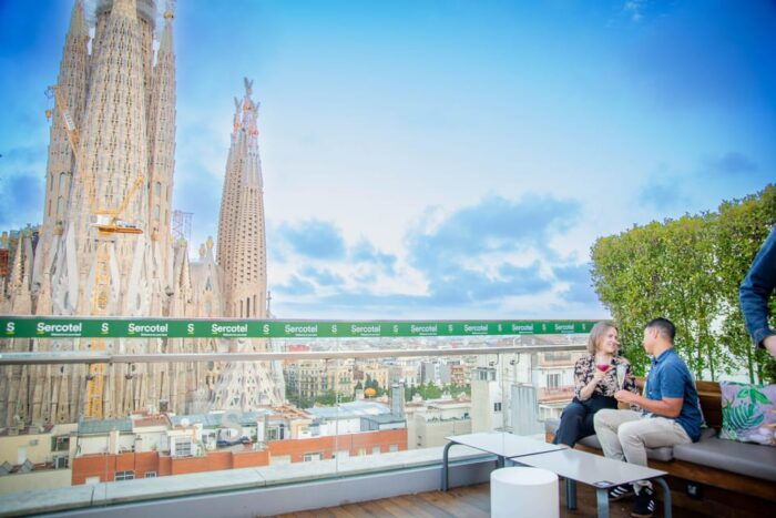 Barcelona: Sagrada Familia Tour With Optional Extras - Tour Guide Expertise