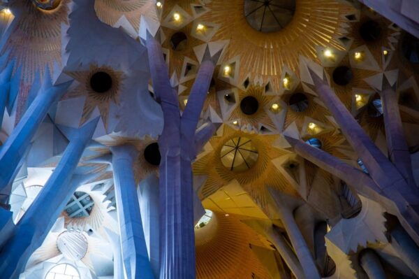 Barcelona: Sagrada Familia Tour With Optional Extras - Sailing Tour Along the Coast