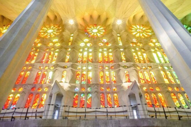 Barcelona: Sagrada Familia Tour With Optional Tower Access - Important Information