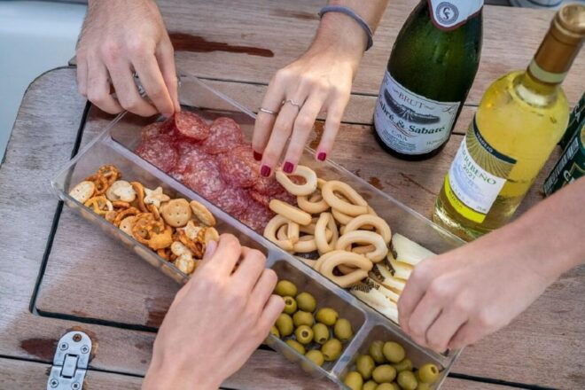 Barcelona: Sailing and Alella Winery Tour With Wine Tasting - Tour Itinerary