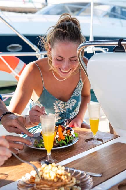 Barcelona Sailing Experience with Tapas & Cava - FAQ