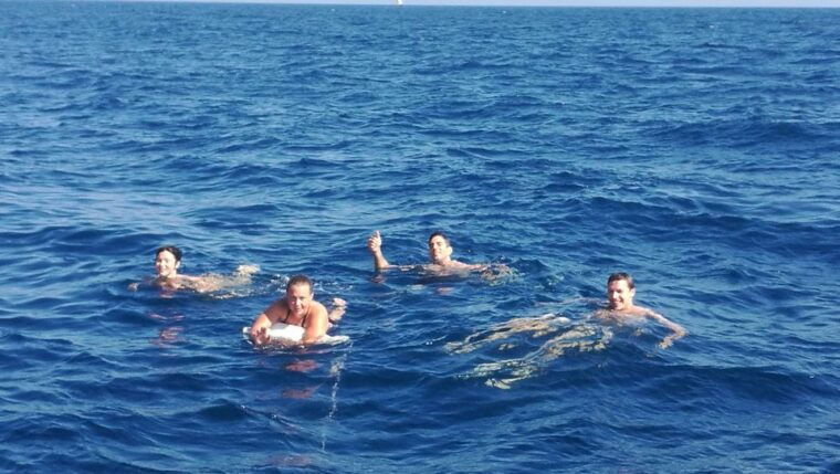 Barcelona Sailing Tour Drinks, Snacks Swim & Stunning Views - Important Information and Requirements