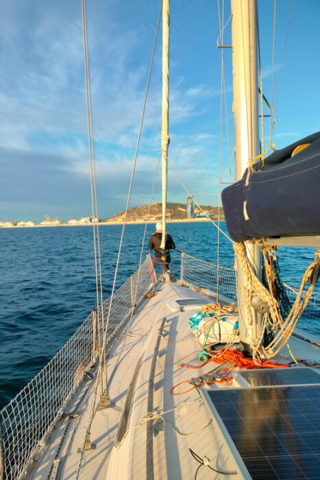 Barcelona: Sailing Tour - Scenic Views of Barcelonas Skyline