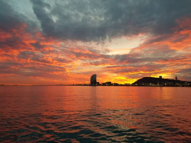 Barcelona: Sailing Tour With a Glass of Cava - Itinerary