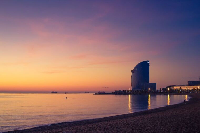 Barcelona: Sailing Tour With Drinks and Aperitve - Group and Language Options
