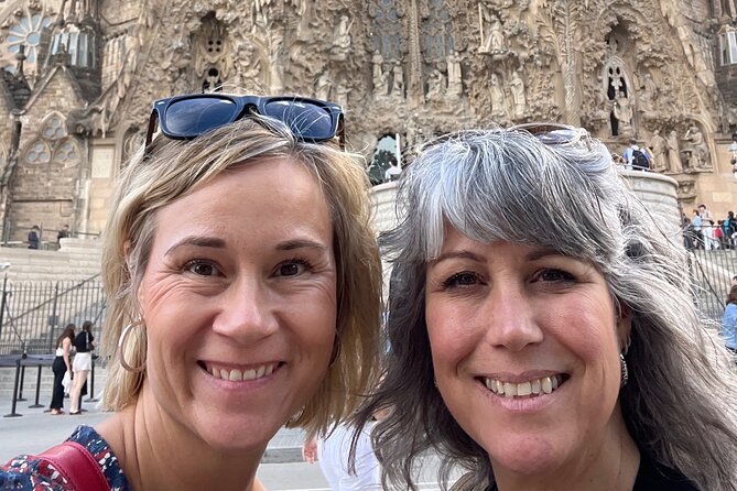 Barcelona Scavenger Hunt and Sights Self-Guided Tour - Common Questions