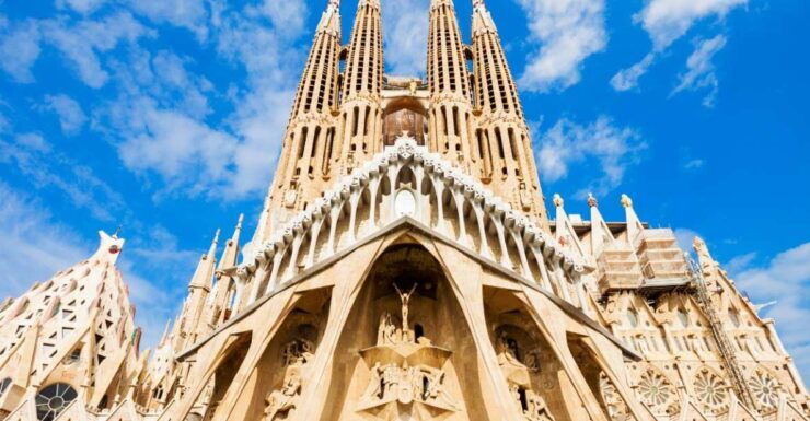 Barcelona: Self-Guided Outdoor Escape Game - Activity Overview