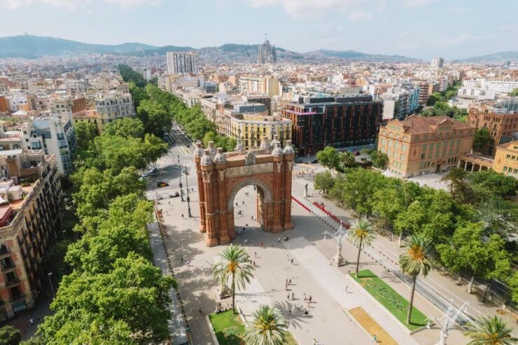 Barcelona: Self-Guided Photo Safari With Premium Photobook! - Good To Know