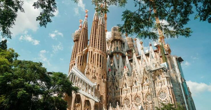 Barcelona: Self-Guided Photo Safari With Premium Photobook! - Activity Details