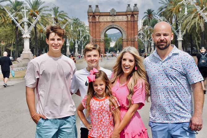 Barcelona Sightseeing by Bike With Photo Shooting and Tapas - Cancellation Policy