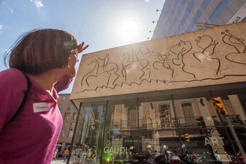 Barcelona: Small Group Picasso Tour with Picasso Museum - Exploring Barcelona Through Picasso’s Eyes: A Guide to the Small Group Picasso Tour with Museum Access