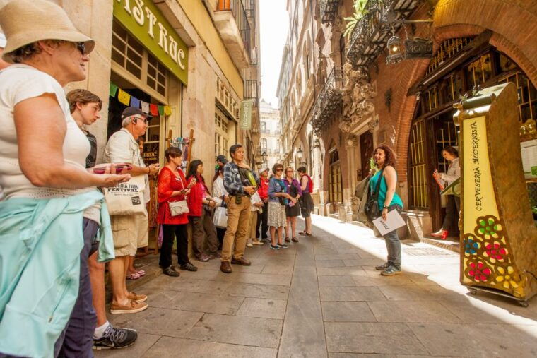 Barcelona: Small Group Picasso Tour With Picasso Museum - Unique Experiences