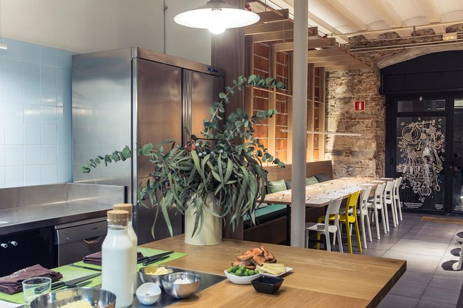 Barcelona Small-Group Spanish Cooking Class With Wine - The Sum Up