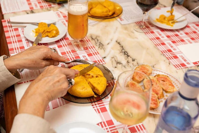 Barcelona Small Group Tapas Tour with 6 Tastings & 3 Drinks - The Authentic Tapas and Wine Experience