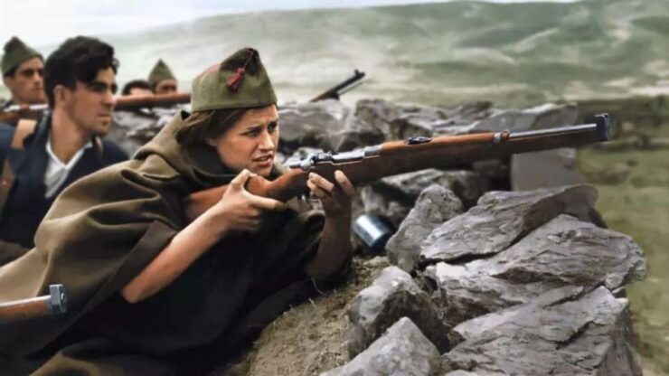 Barcelona: Spanish Civil War and Dictatorship Walking Tour - Tour Details