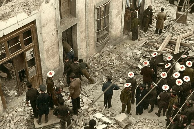 Barcelona: Spanish Civil War History Private Walking Tour - Expert Tour Guide
