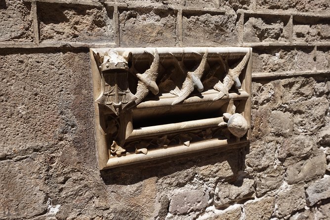 Barcelona, Stories and Legends of the Gothic Quarter, With Tapas. - Taking in the Vibrant Tapas Culture