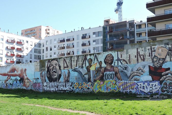 Barcelona Street Art Graffitti Bicycle Tour - Tour Overview