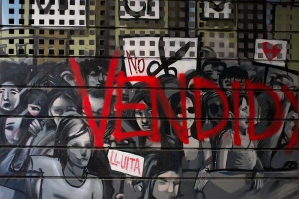 Barcelona : Street Art Walking Tour With A Guide - Neighborhood Explorations