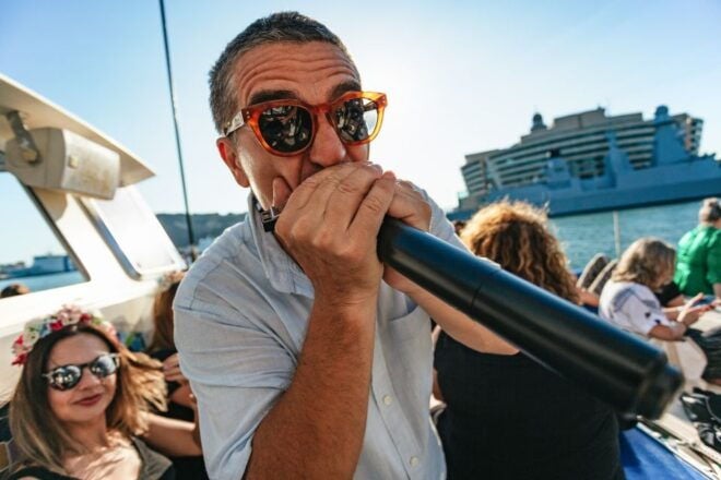 Barcelona: Sunset Catamaran Cruise With Live Music - Meeting Point