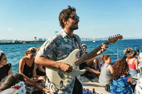 Barcelona: Sunset Catamaran Cruise With Live Music - Customer Reviews