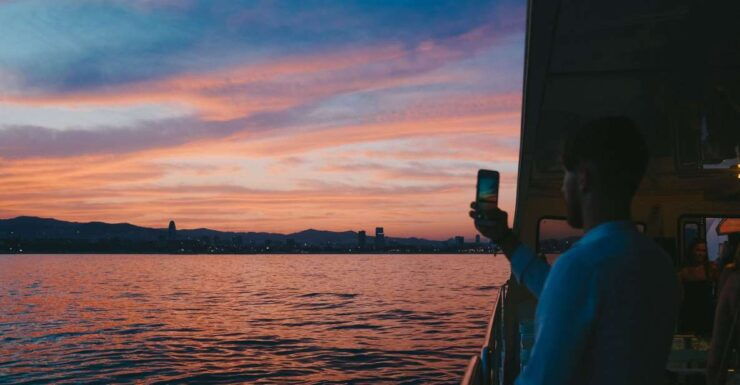 Barcelona: Sunset Cruise Boat - Features and Inclusions