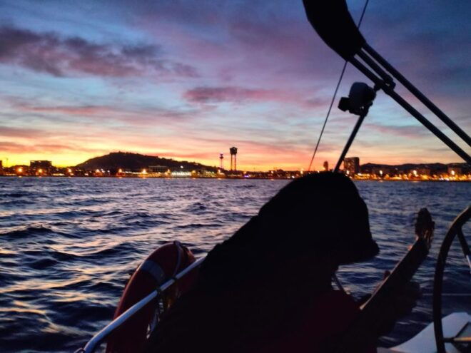 Barcelona: Sunset Cruise With Snacks and Drinks - Inclusions