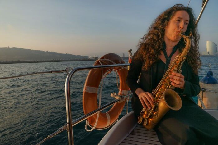 Barcelona: Sunset Live Sax and Sailing Experience With Tapas - Common Questions