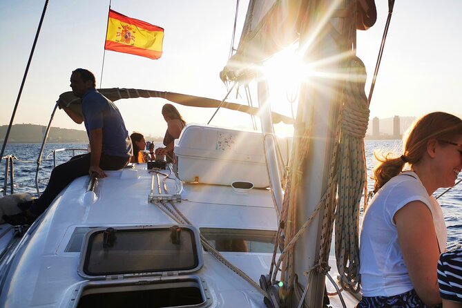 Barcelona Sunset Sailing Experience - Tips for a Memorable Sunset Sailing Experience