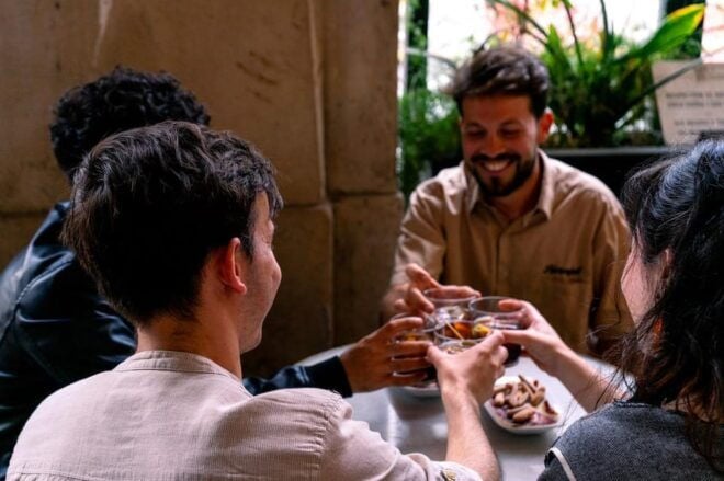 Barcelona: Tapas and Wine Self-Guided Tour in El Born - Accessibility Information