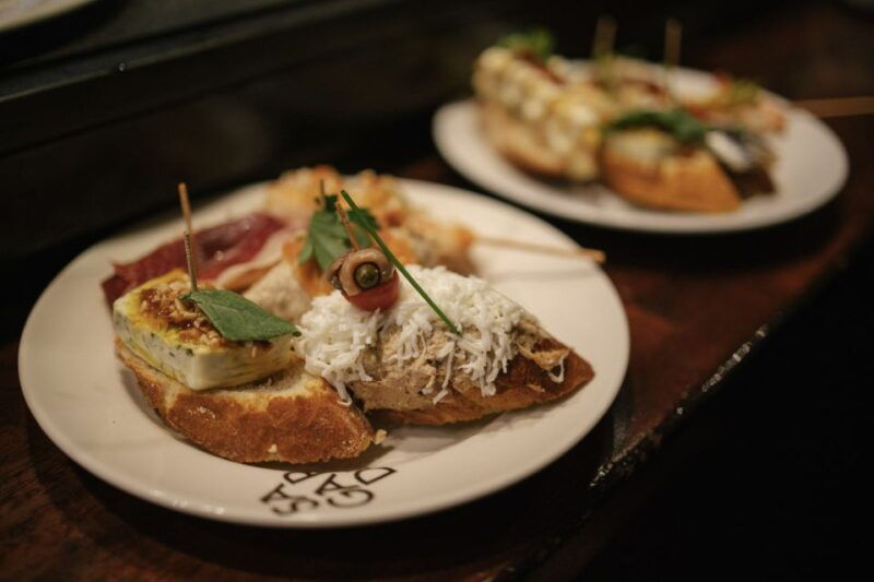 Barcelona: Tapas Food Crawl Walking Tour With Tastings - Good To Know