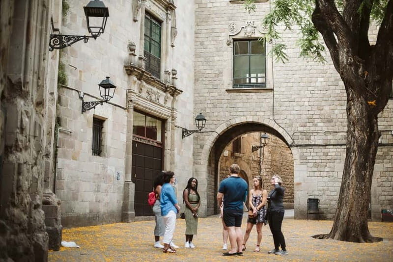 Barcelona: Tapas, Wine & History Tour of the Old Town - Practical Tips for Travelers