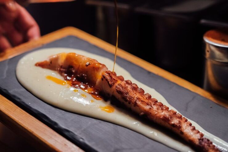 Barcelona: Tapas & Wine Private Walking Tour With Local Food - Tour Details