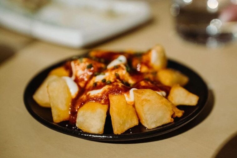 Barcelona: Tapas & Wine Tour in Born & Gothic Quarter - Starting Point and Ending Point