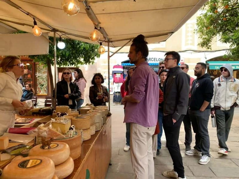 Barcelona: Tasty Street Food and Sightseeing Guided Tour - Exploring the Flavors and Faces of Barcelona