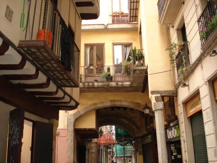 Barcelona: “The Cathedral of the Sea” Literary Walking Tour - Experience Highlights and Tour Details