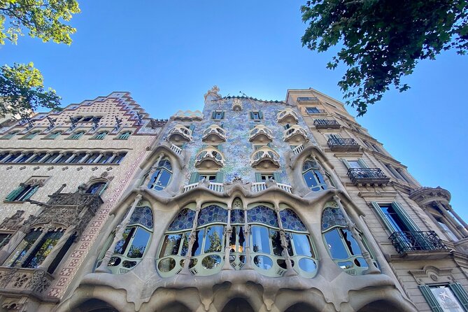 Barcelona: The Wonders of Architecture Self-Guided Walking Tour - Note